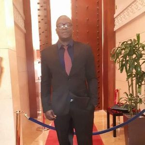 Meet your Posher, Raymond